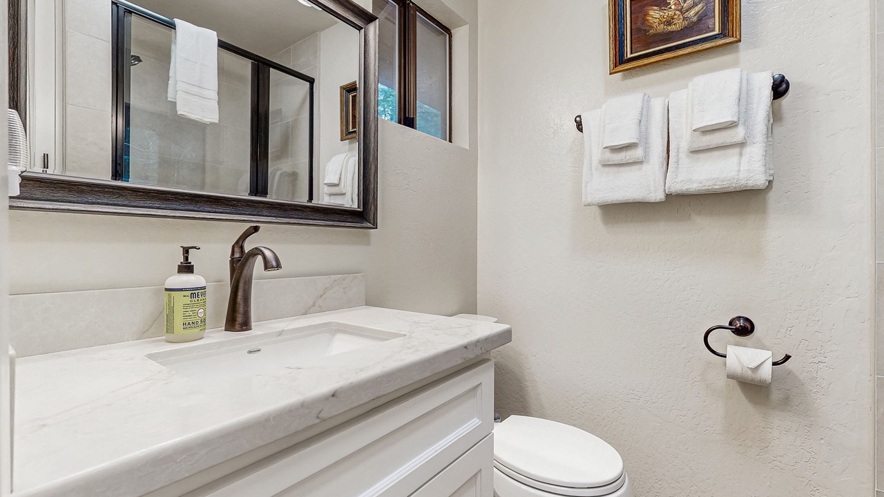 Photo of Bathroom in Sierra Cedars