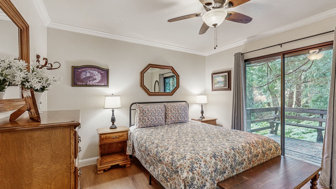 Photo of Bedroom in Sierra Cedars