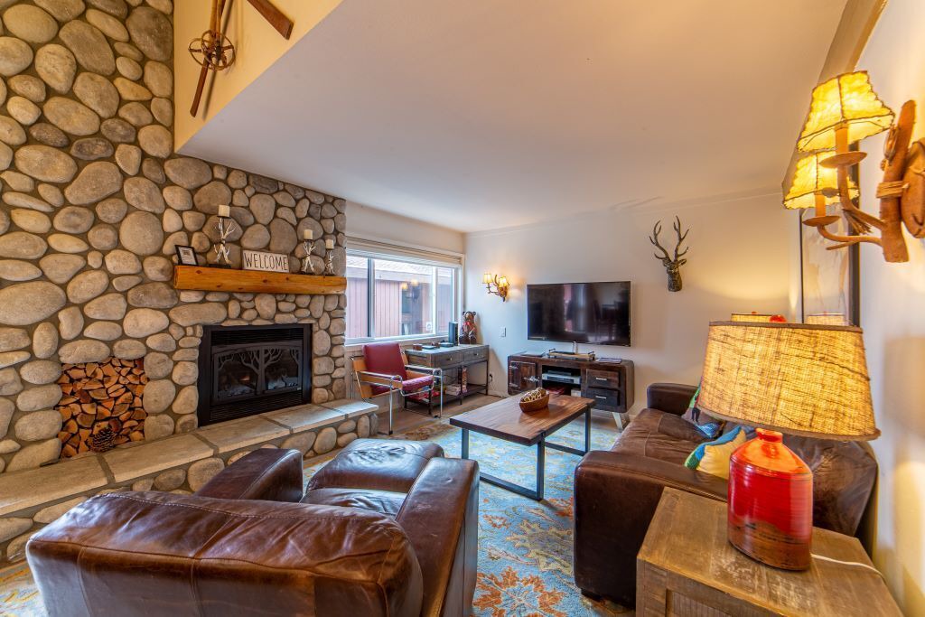 Photo of Livingroom in Mammoth Lakes