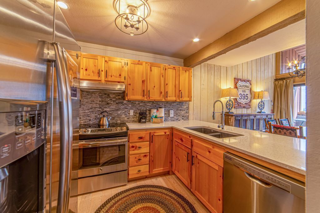 Photo of Kitchen in Mammoth Lakes