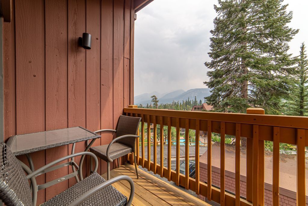 Photo of Outdoor in Mammoth Lakes