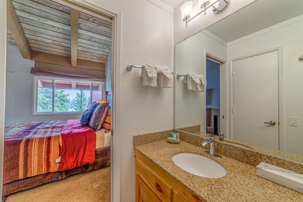 Photo of Bathroom in Mammoth Lakes