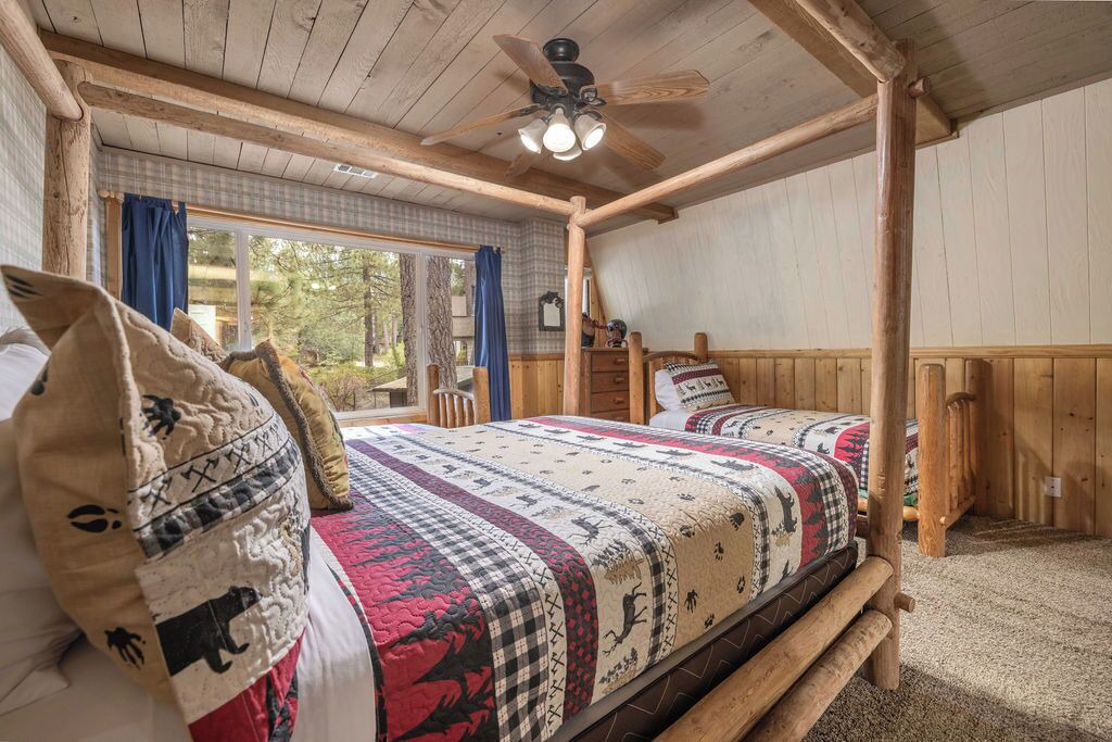 Photo of Bedroom in Summit Estates