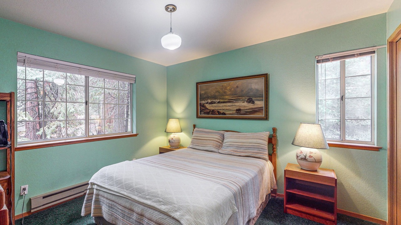 Photo of Bedroom in Shaver Lake