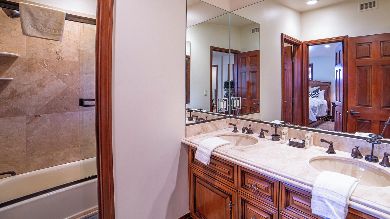 Photo of Bathroom in Mammoth Lakes
