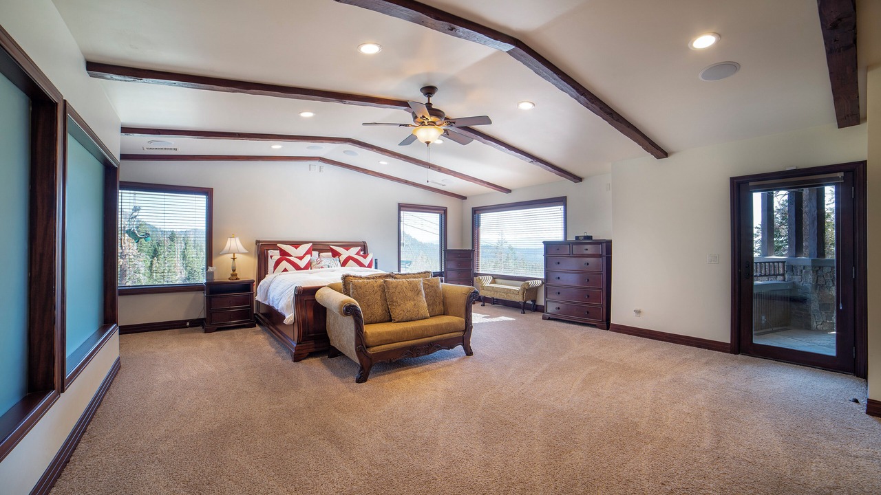 Photo of Bedroom in Mammoth Lakes