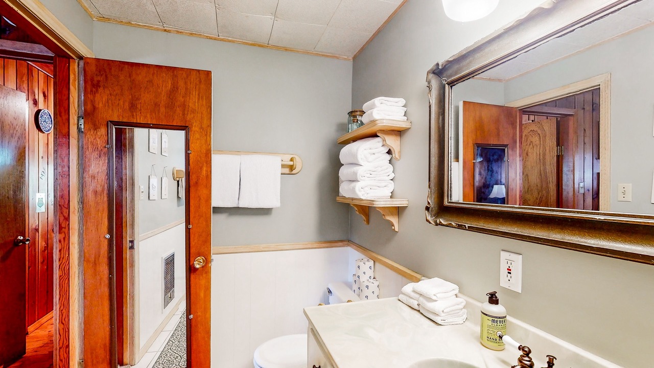 Photo of Bathroom in Musick Ridge