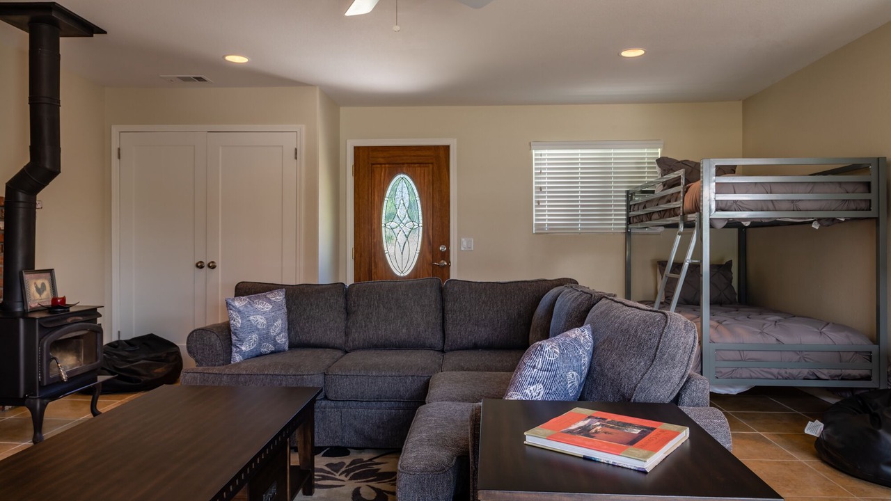 Photo of Livingroom in Templeton