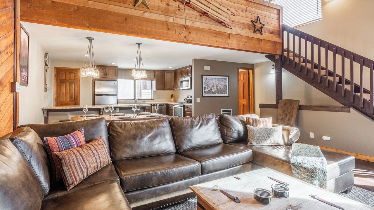 Photo of Livingroom in Mammoth Lakes