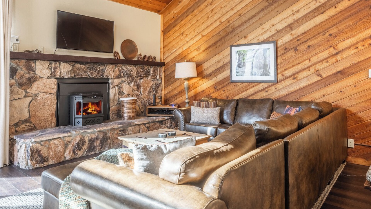 Photo of Livingroom in Mammoth Lakes