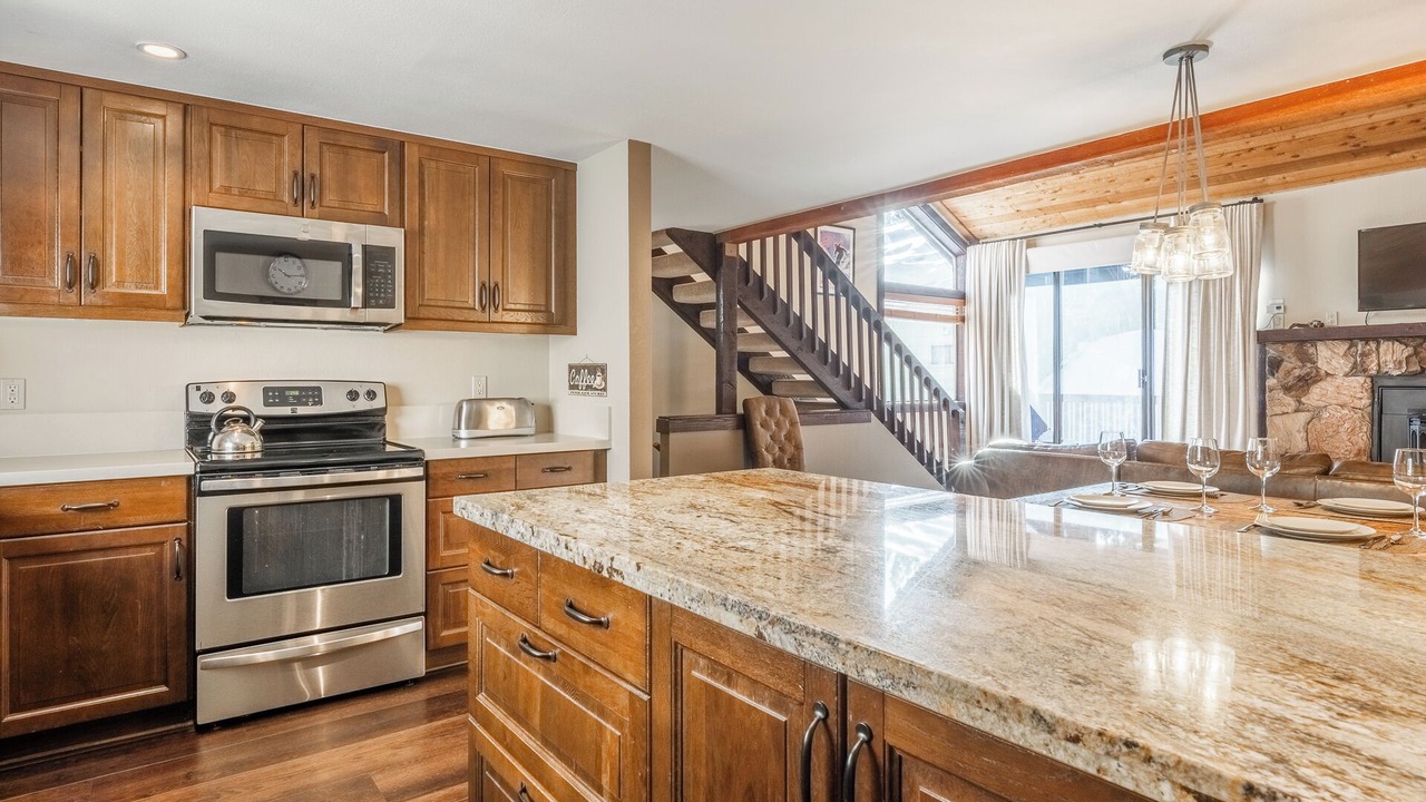 Photo of Kitchen in Mammoth Lakes