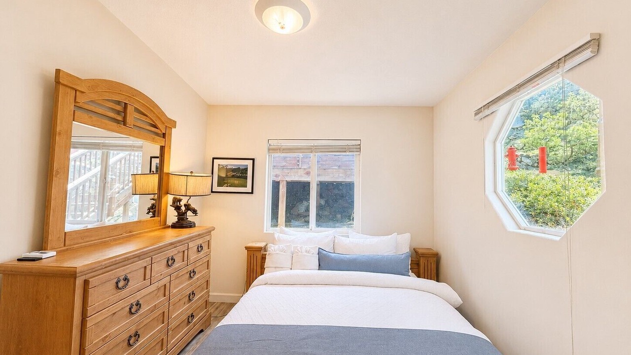 Photo of Bedroom in Tahoe Village
