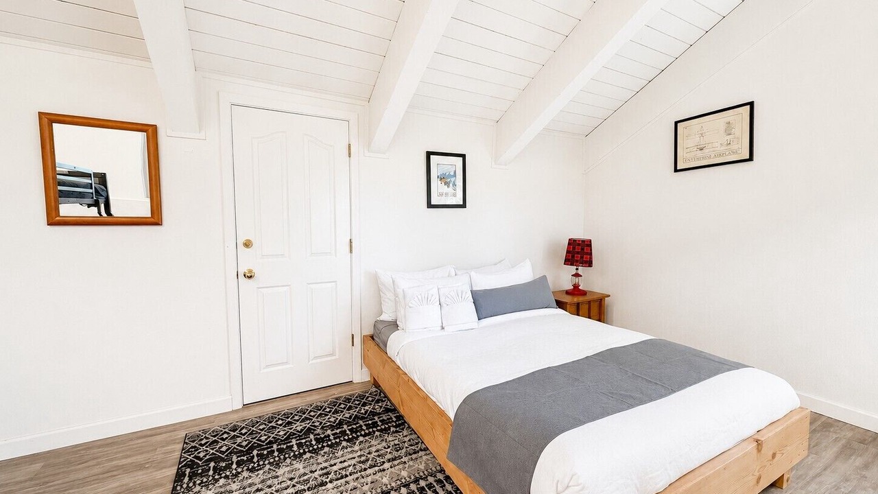 Photo of Bedroom in Tahoe Village
