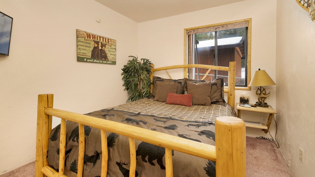 Photo of Bedroom in Big Bear Lake