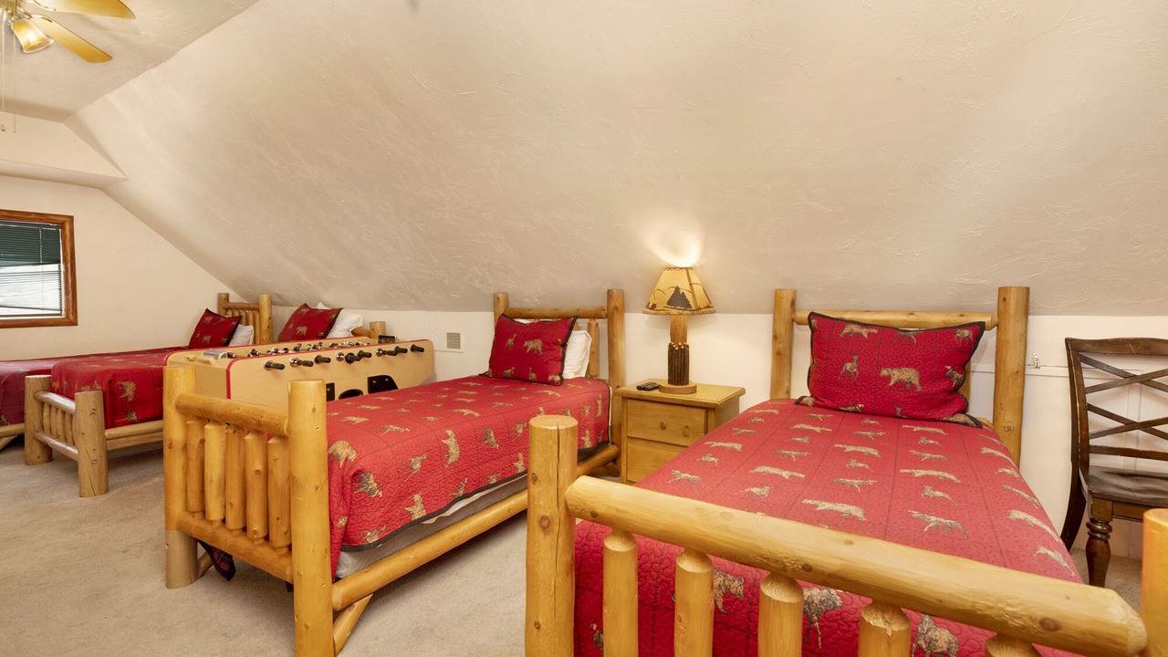 Photo of Bedroom in Big Bear Lake