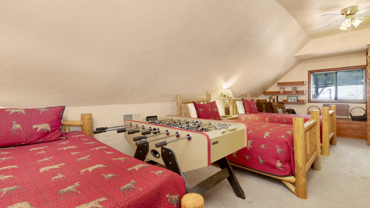 Photo of Bedroom in Big Bear Lake