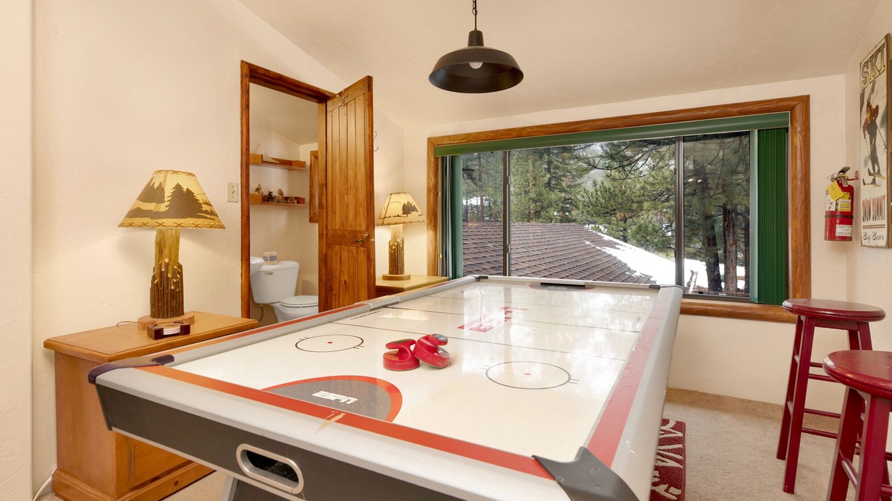 Photo of Bedroom in Big Bear Lake