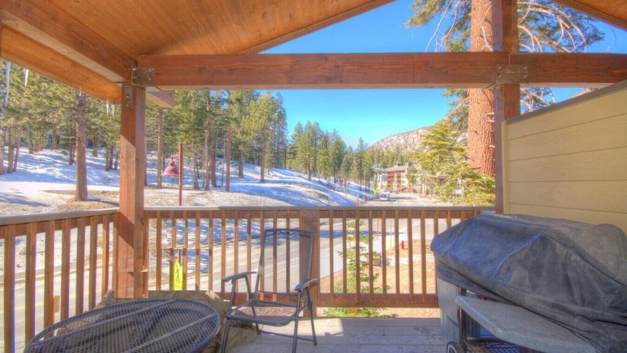 Photo of Outdoor in Mammoth Lakes