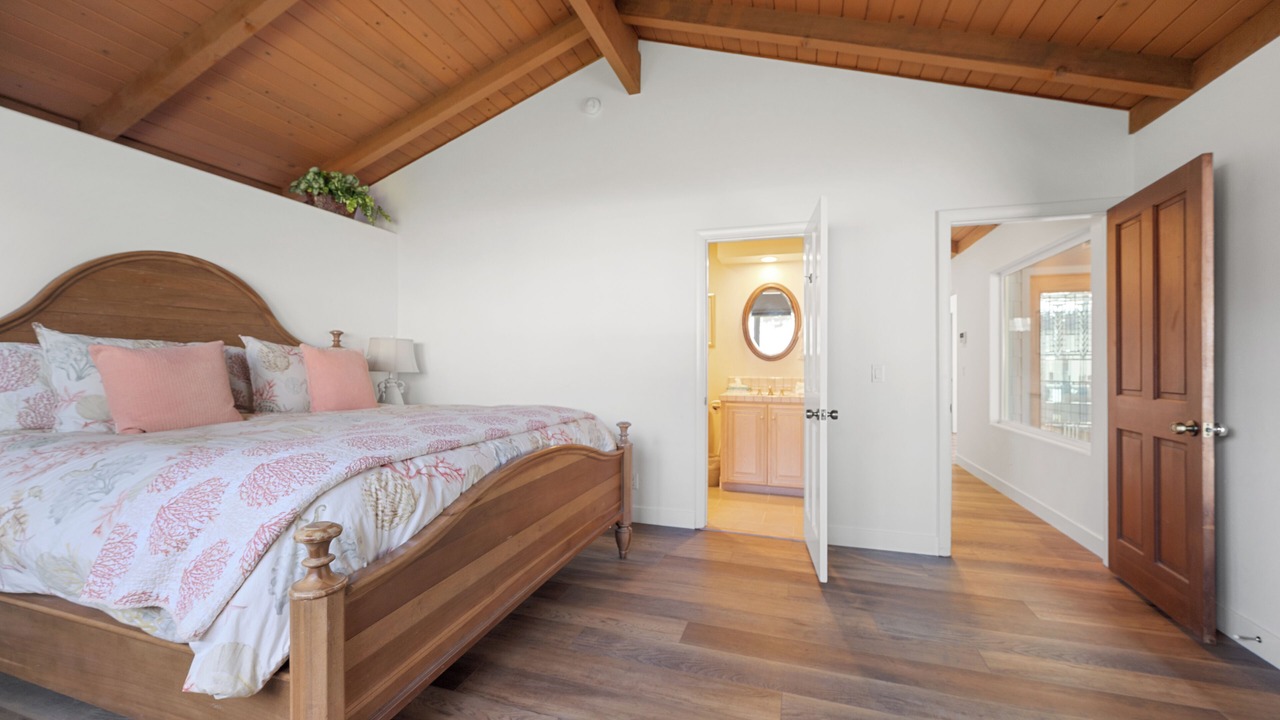 Photo of Bedroom in San Simeon