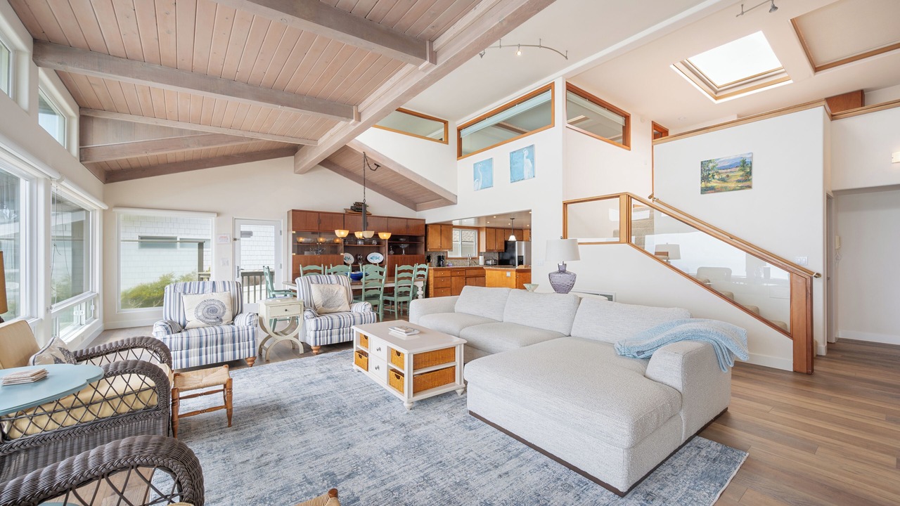 Photo of Livingroom in San Simeon