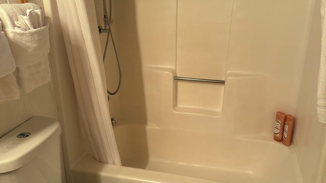 Photo of Bathroom in Idyllwild