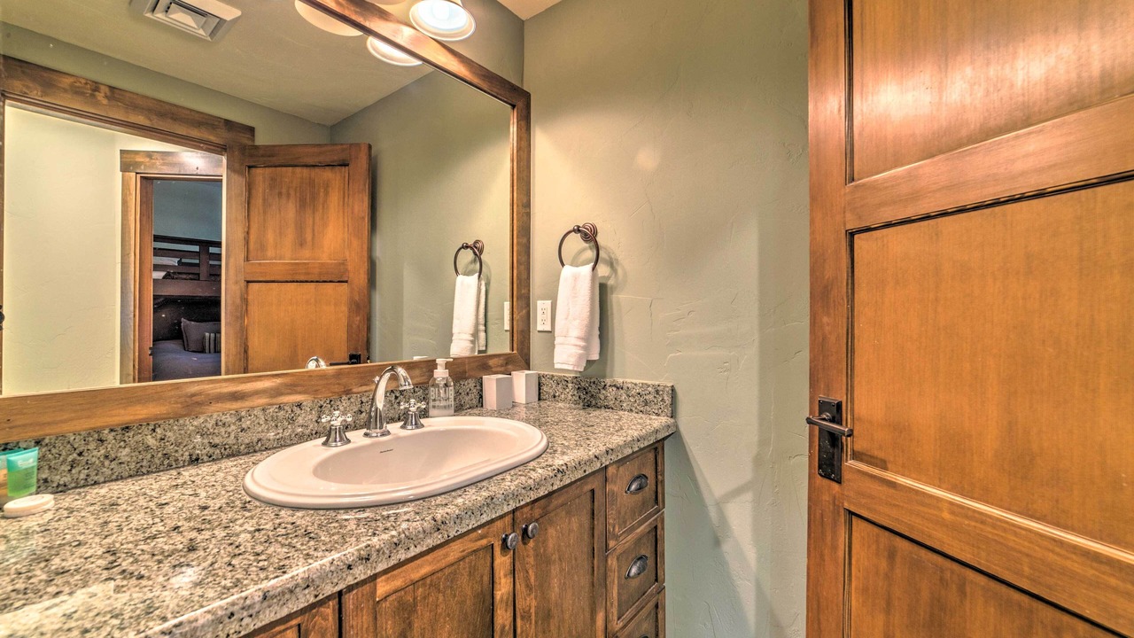 Photo of Bathroom in Woodwinds