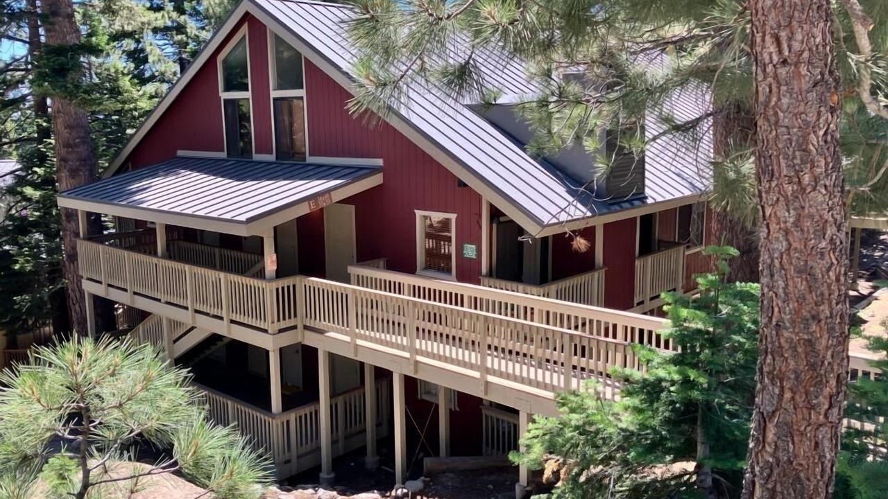 Photo of Outdoor in Mammoth Lakes