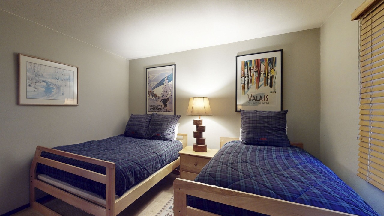 Photo of Bedroom in Mammoth Lakes