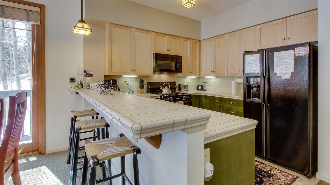 Photo of Kitchen in Mammoth Lakes