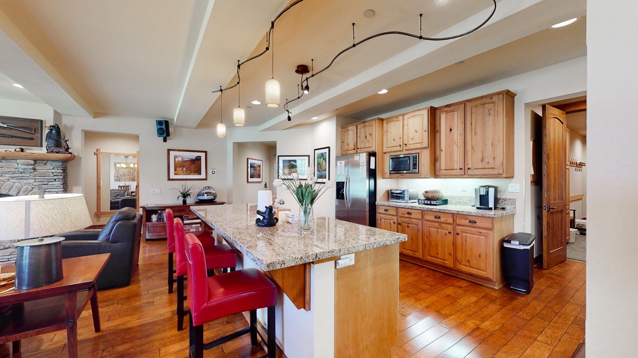 Photo of Kitchen in Mammoth Lakes