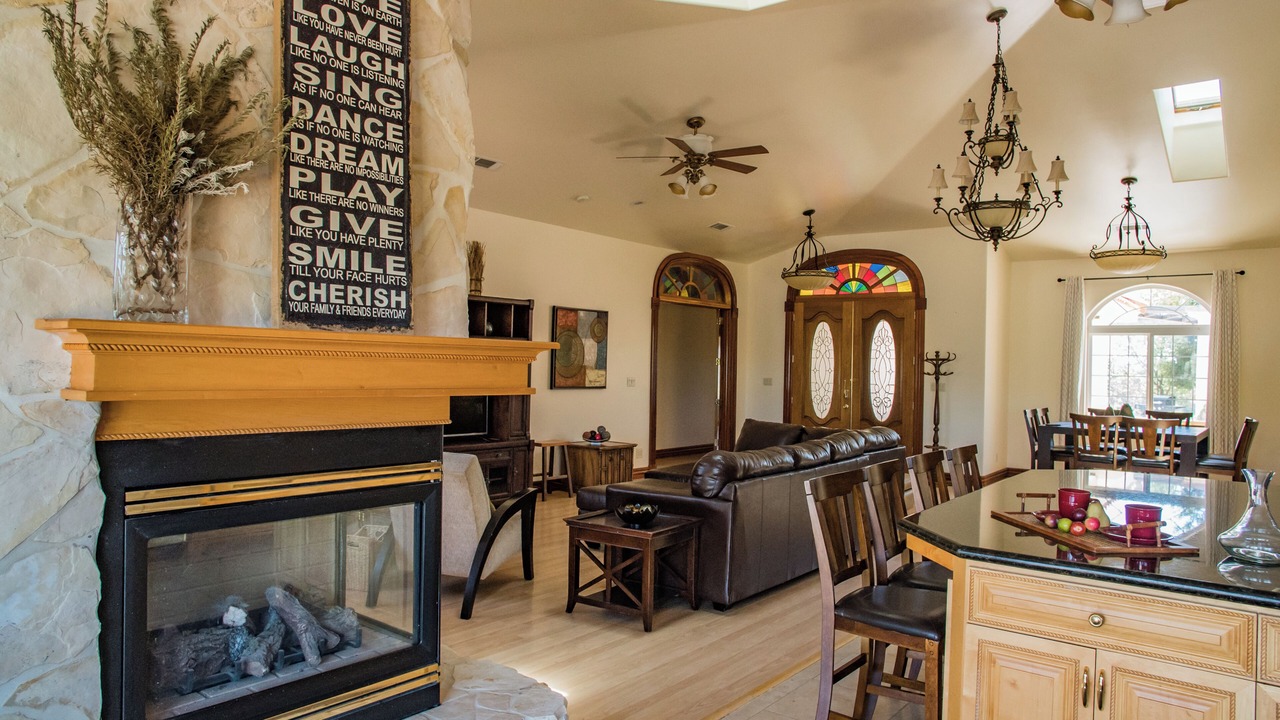 Photo of Livingroom in Paso Robles