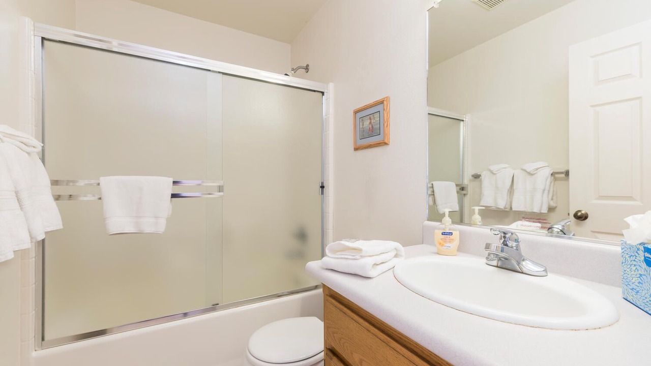 Photo of Bathroom in Marine Terrace