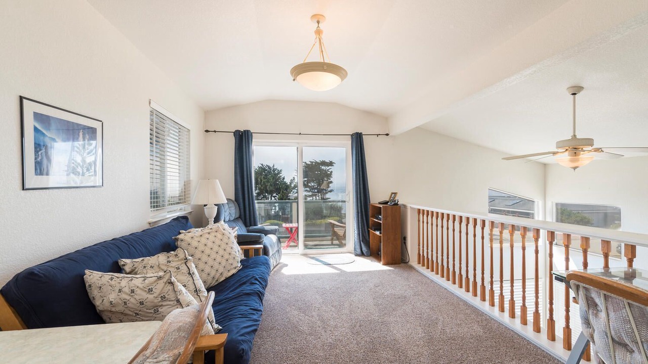 Photo of Livingroom in Marine Terrace