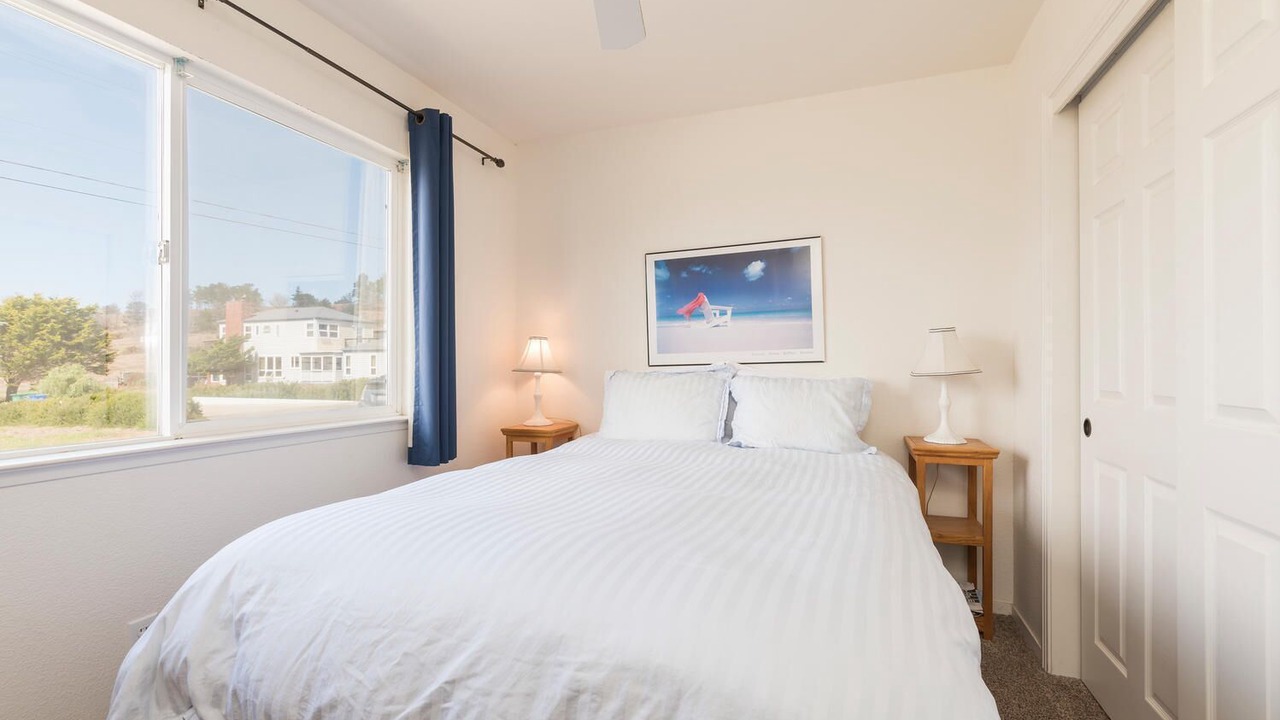 Photo of Bedroom in Marine Terrace