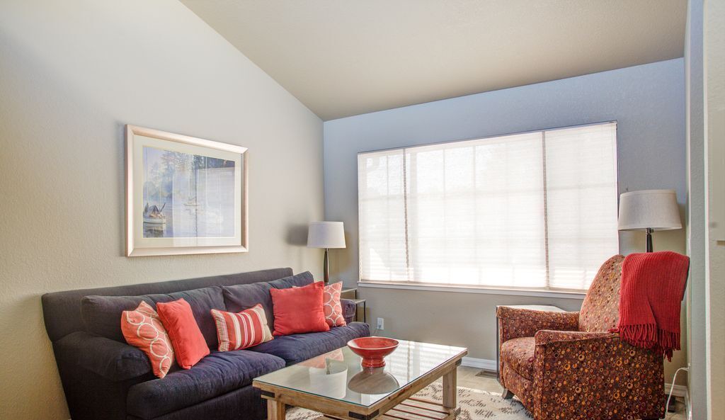 Photo of Livingroom in Lighthouse District