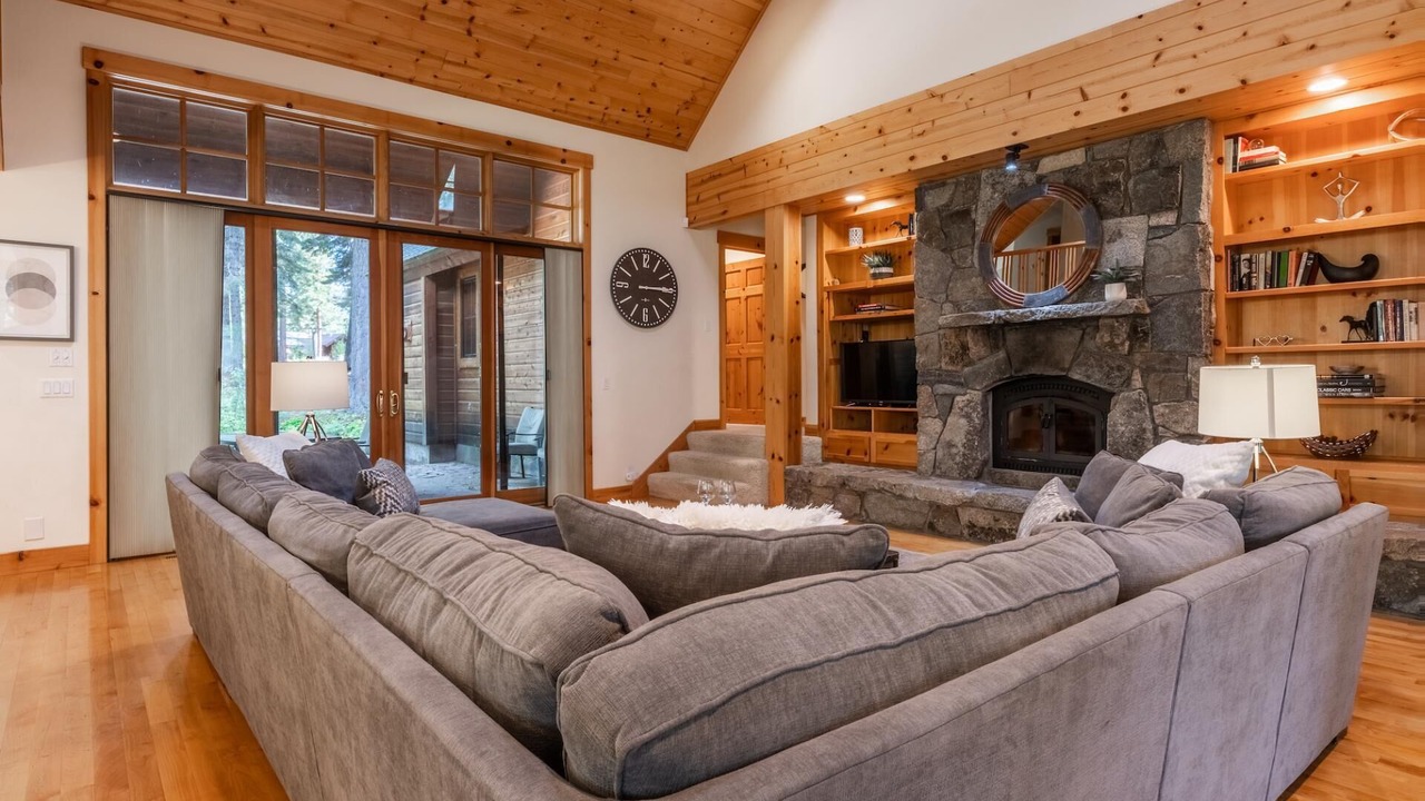 Photo of Livingroom in Truckee