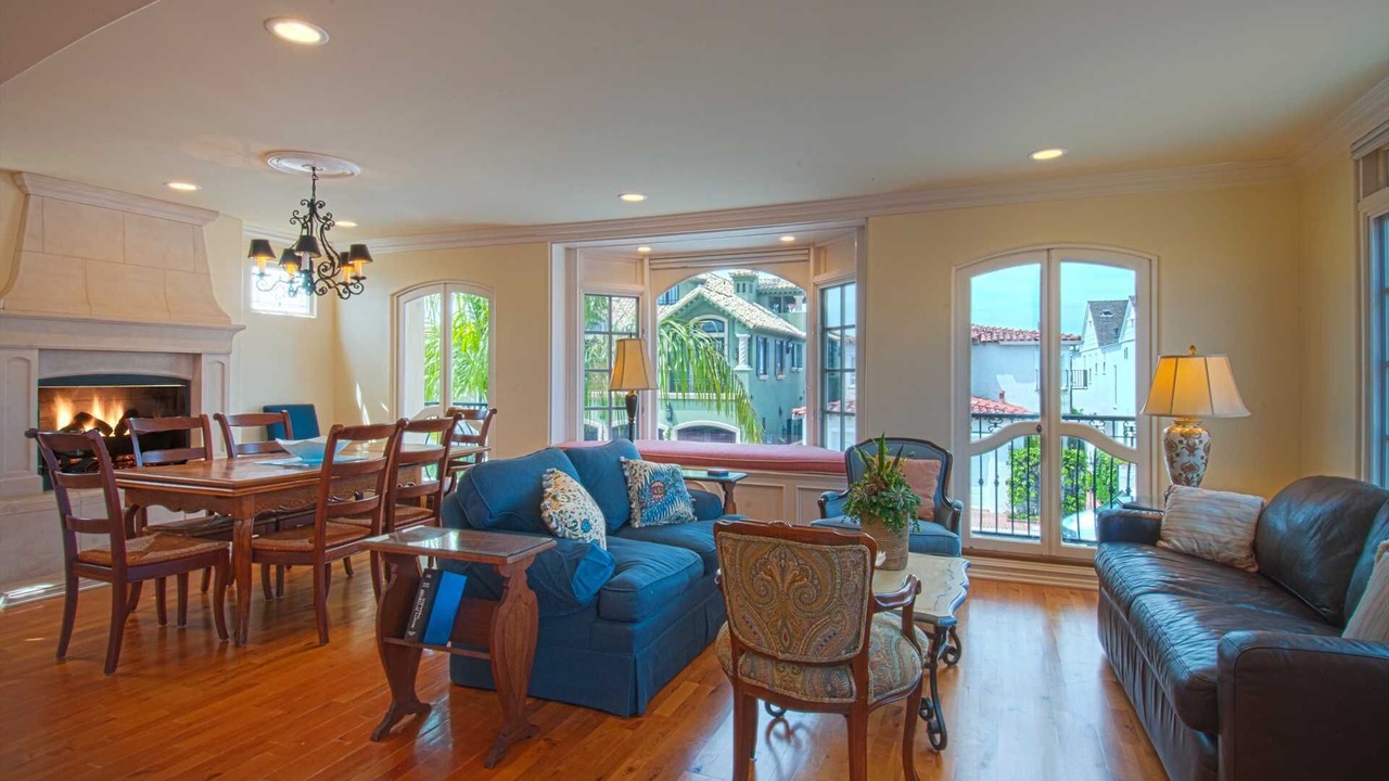 Photo of Bedroom in Balboa Peninsula