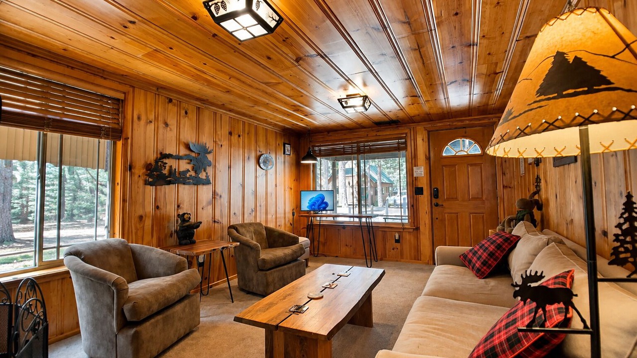 Photo of Bedroom in Bijou Pines