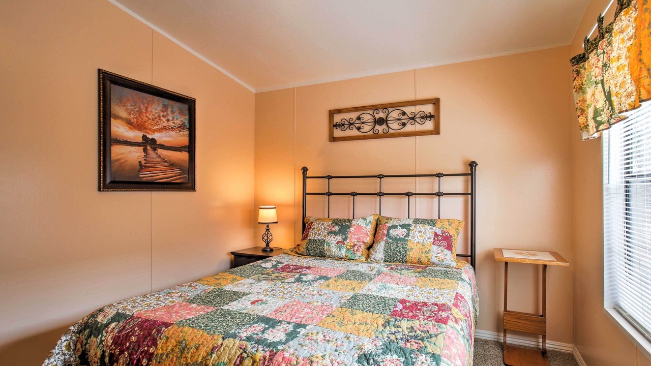 Photo of Bedroom in Coulterville