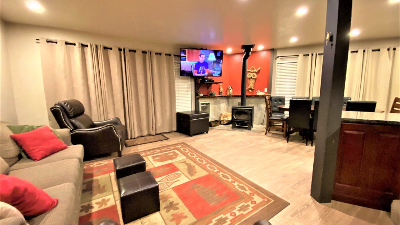 Photo of Bedroom in Mammoth Lakes