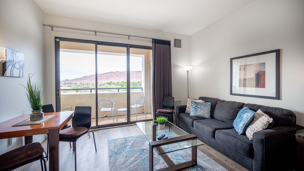 Photo of Livingroom in Lake Las Vegas