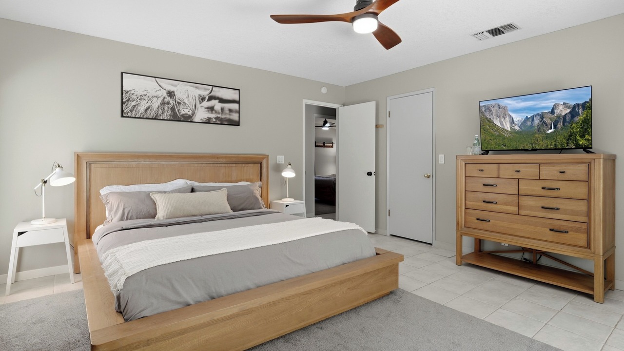 Photo of Bedroom in Oakhurst