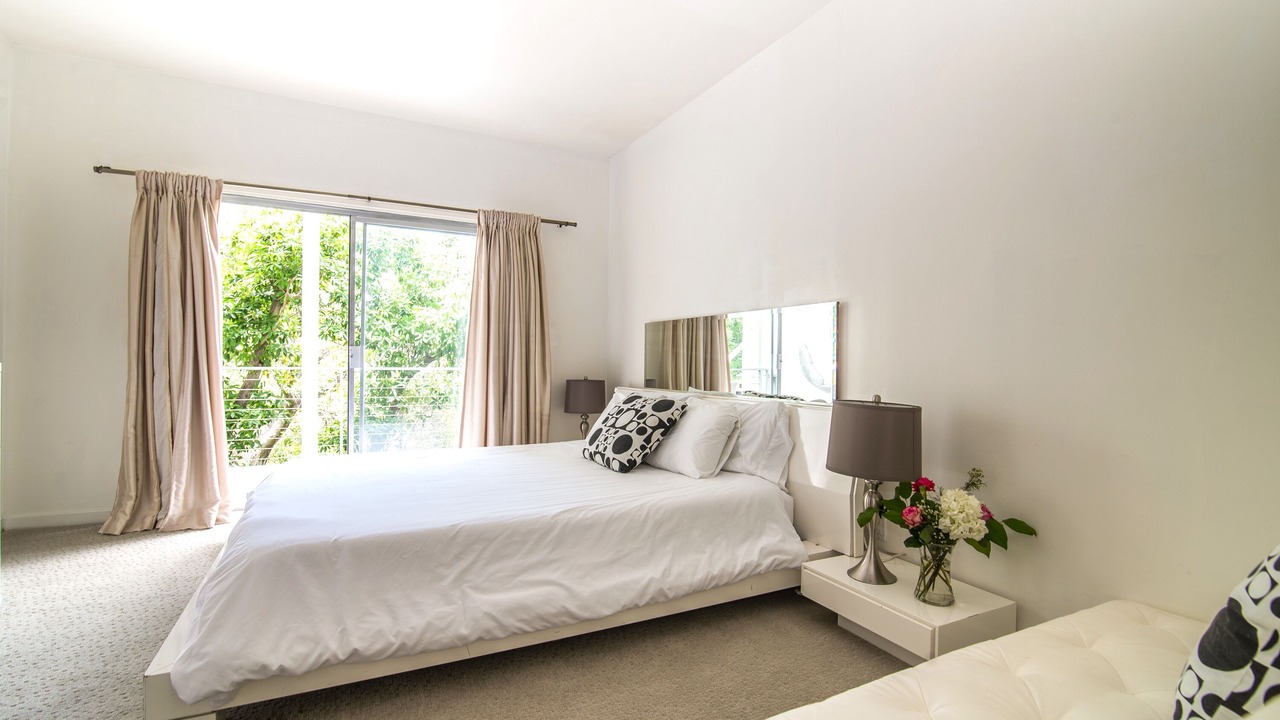 Photo of Bedroom in Sherman Oaks