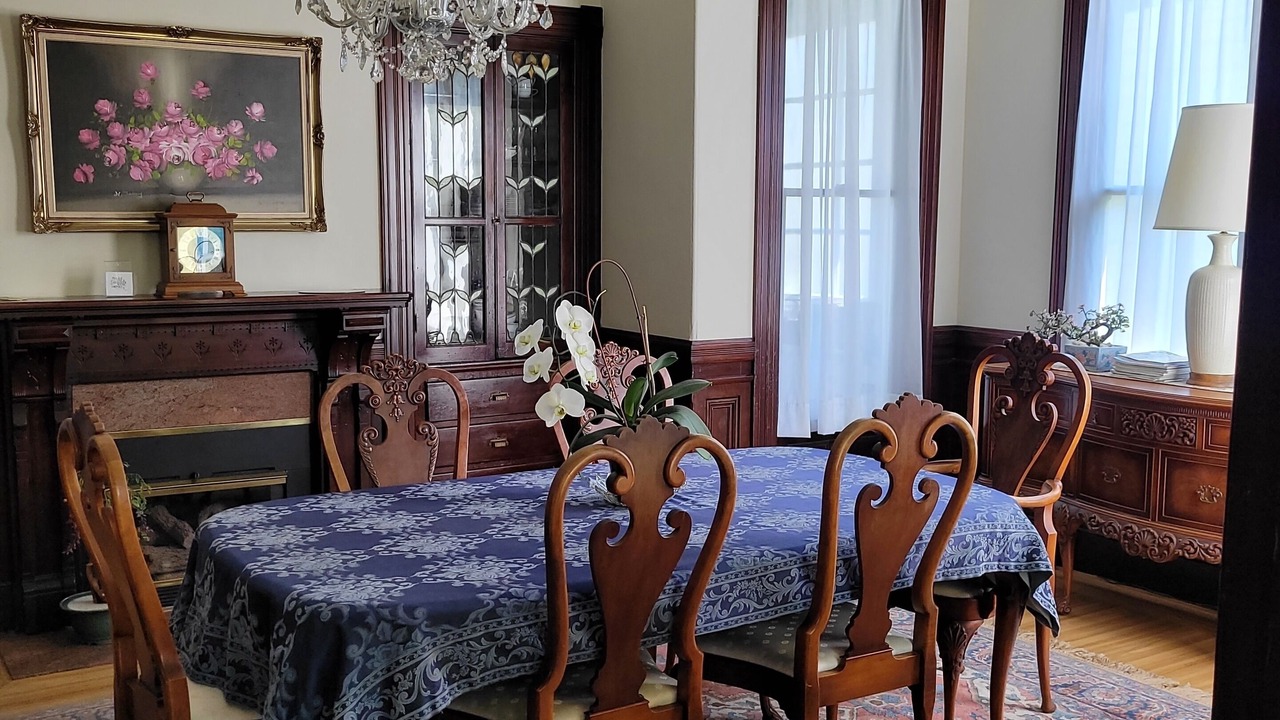 Photo of Bedroom in Alameda