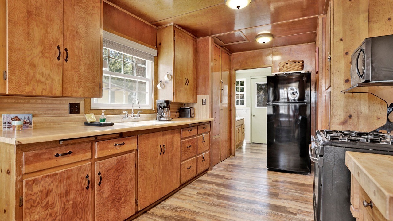 Photo of Kitchen in Big Bear Lake