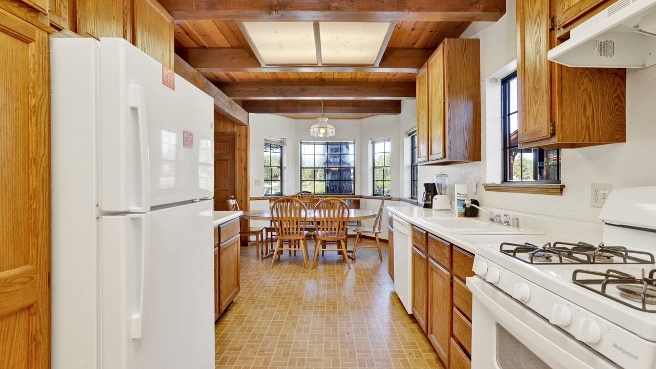 Photo of Kitchen in Big Bear Lake