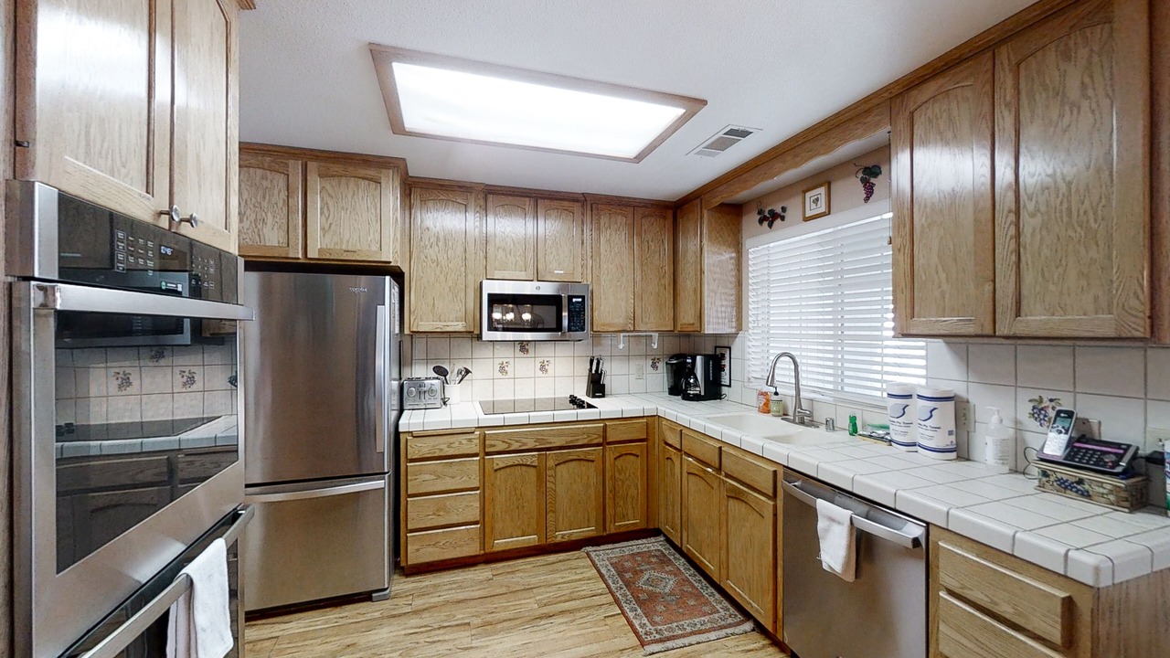 Photo of Kitchen in Shaver Lake