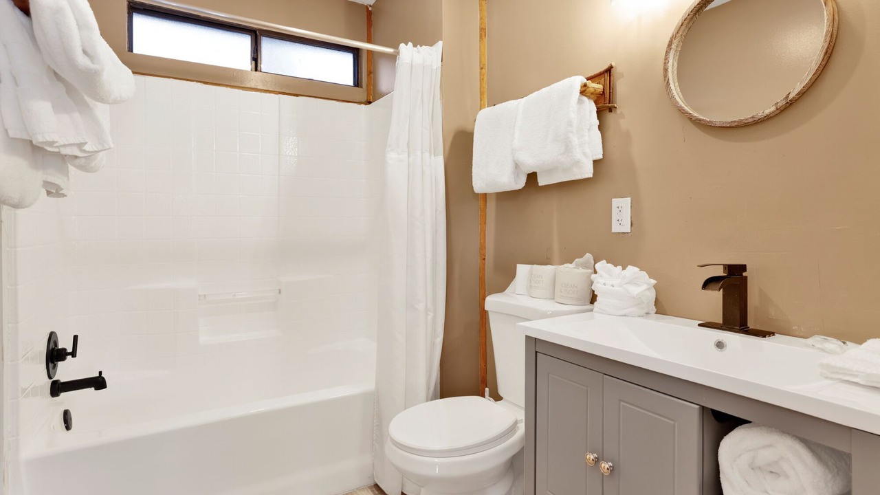 Photo of Bathroom in Big Bear Lake