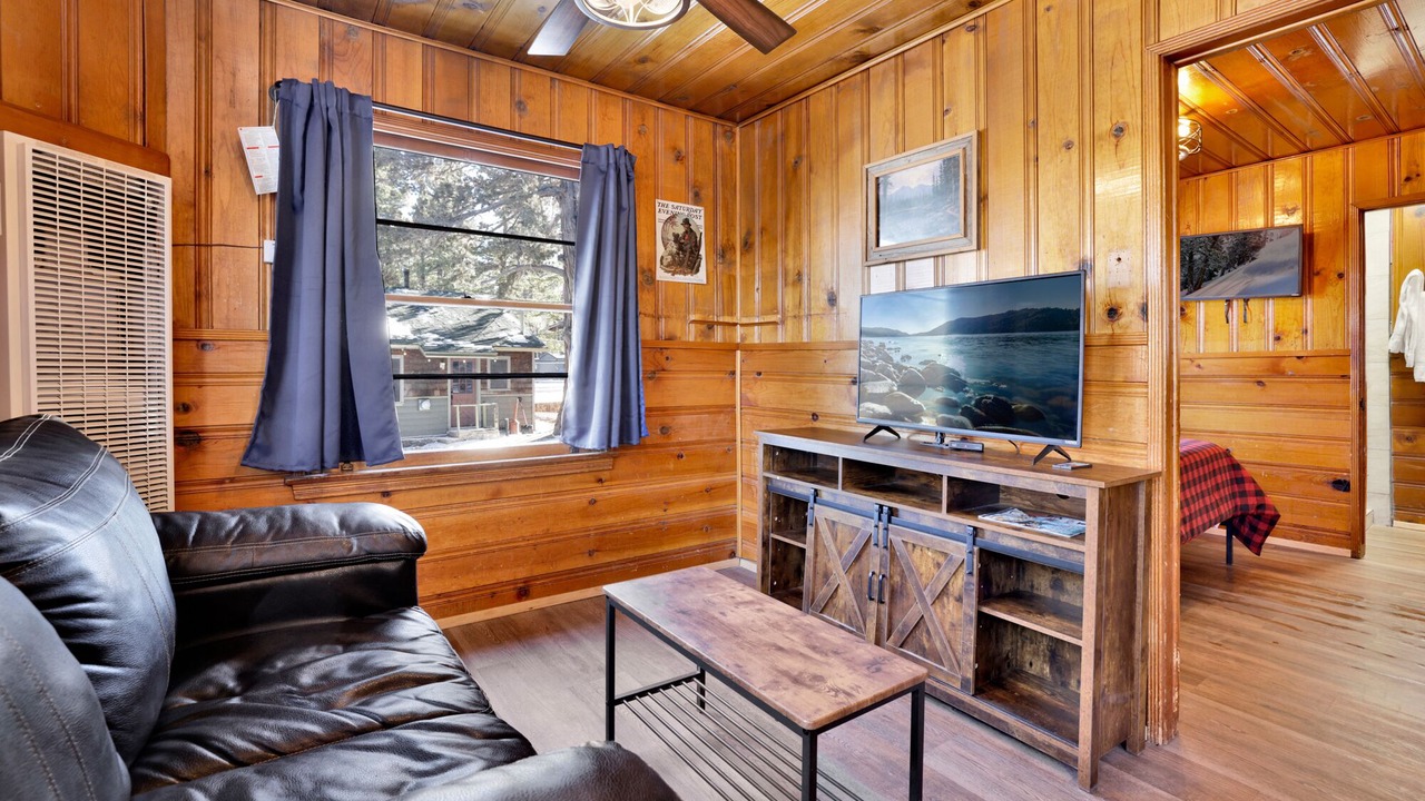 Photo of Livingroom in Big Bear Lake