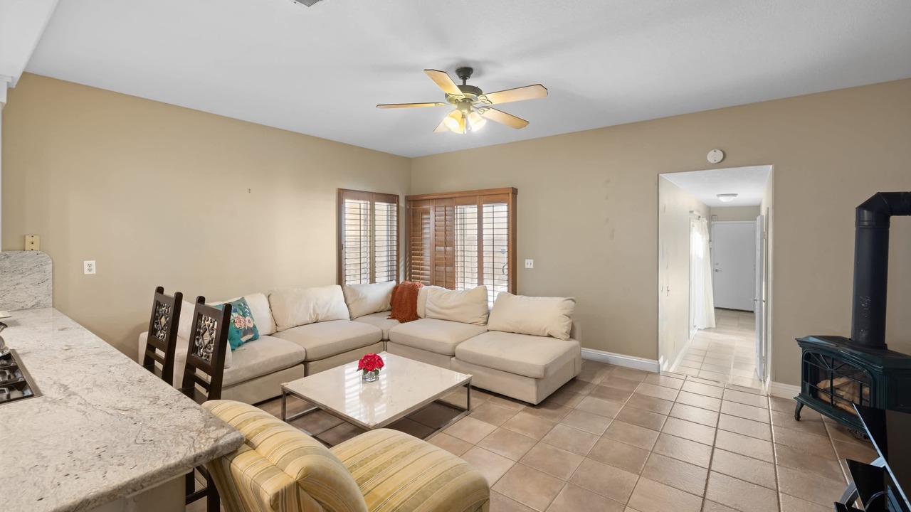 Photo of Livingroom in Huntington Beach